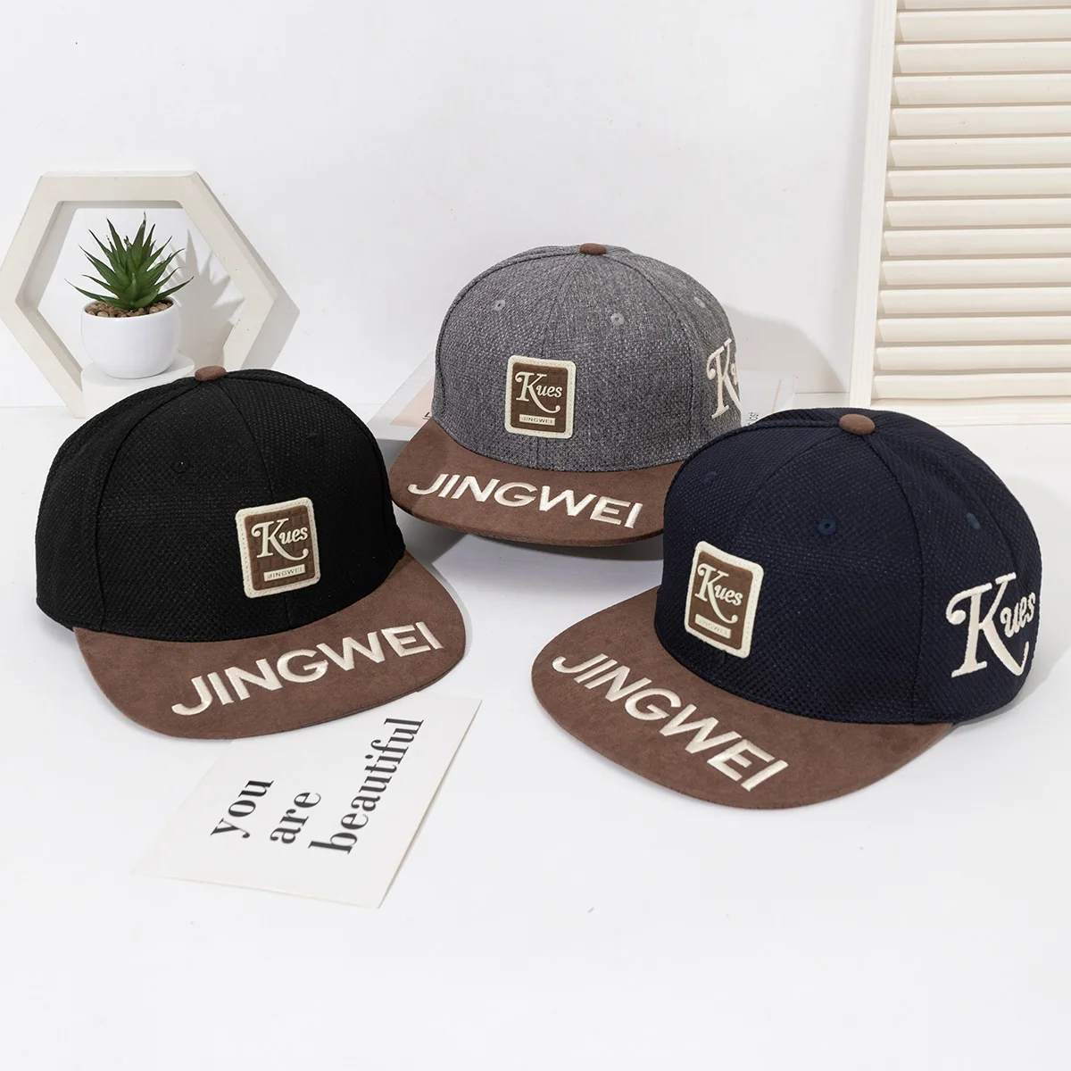 1pc Personal Letter Embroidery PATCH Hip Hop Baseball Hats Streetwear New Unisex Sunshade fashion Peaked Caps Dance Retro ins
1pc Personal Letter Embroidery PATCH Hip Hop Baseball Hats Streetwear New Unisex Sunshade fashion Peaked Caps Dance Retro ins