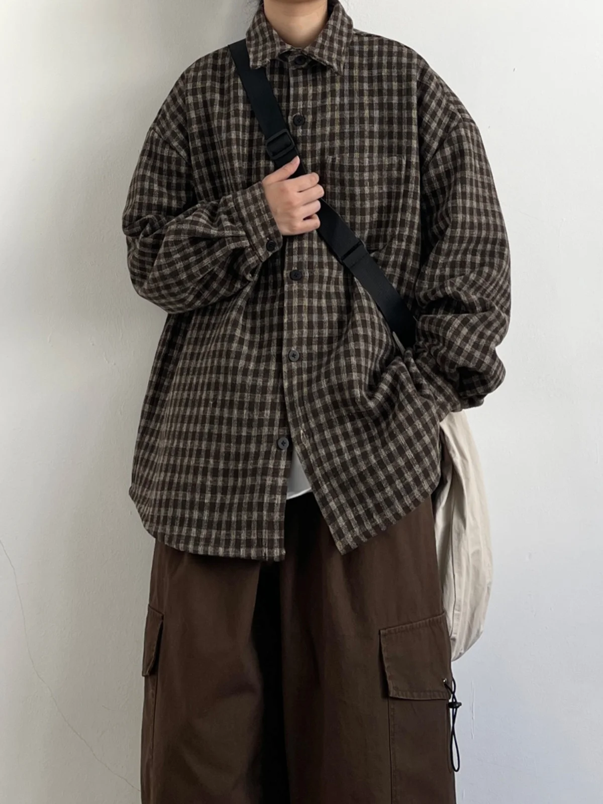 y Retro Coffee Long Sve Plaid irt Men's Casual Loose Trendy All-Match irt Jaet Spring Youth Faion
y Retro Coffee Long Sve Plaid irt Men's Casual Loose Trendy All-Match irt Jaet Spring Youth Faion