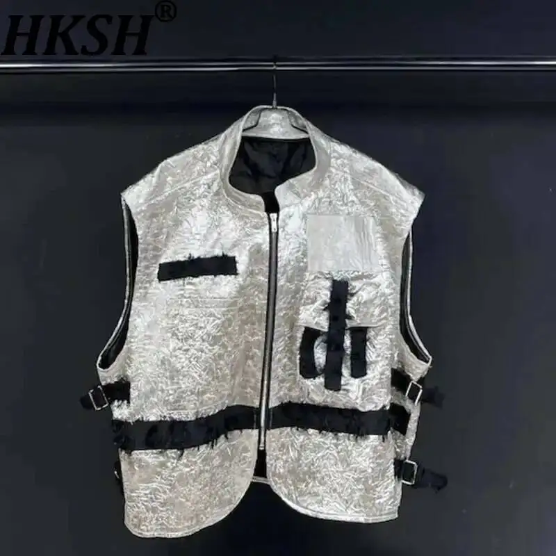 HKSH Men's Tide Punk Dark Waistcoat Original Design Spring Summer New Silver Gray Vest Tactical Sleeveless Pleated Coats HK1853
HKSH Men's Tide Punk Dark Waistcoat Original Design Spring Summer New Silver Gray Vest Tactical Sleeveless Pleated Coats HK1853