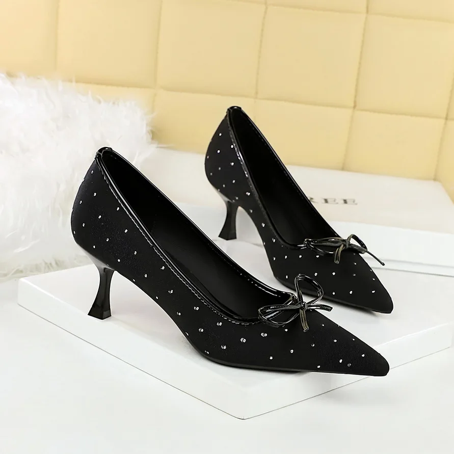BIGTREE Butterfly-knot Rhinestone High Heels Dance Party Elegant Women's Pumps Stiletto 7.5cm Beige Black 2025 Lady Heeled Shoes
BIGTREE Butterfly-knot Rhinestone High Heels Dance Party Elegant Women's Pumps Stiletto 7.5cm Beige Black 2025 Lady Heeled Shoes