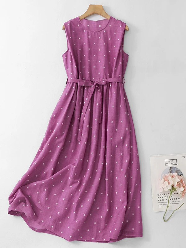 High-End Artistic Retro Polka Dot Vest Dress plus Size Waist Cinching Slimming Mid-Length A-Line Gown for Casual Summer Wear
High-End Artistic Retro Polka Dot Vest Dress plus Size Waist Cinching Slimming Mid-Length A-Line Gown for Casual Summer Wear