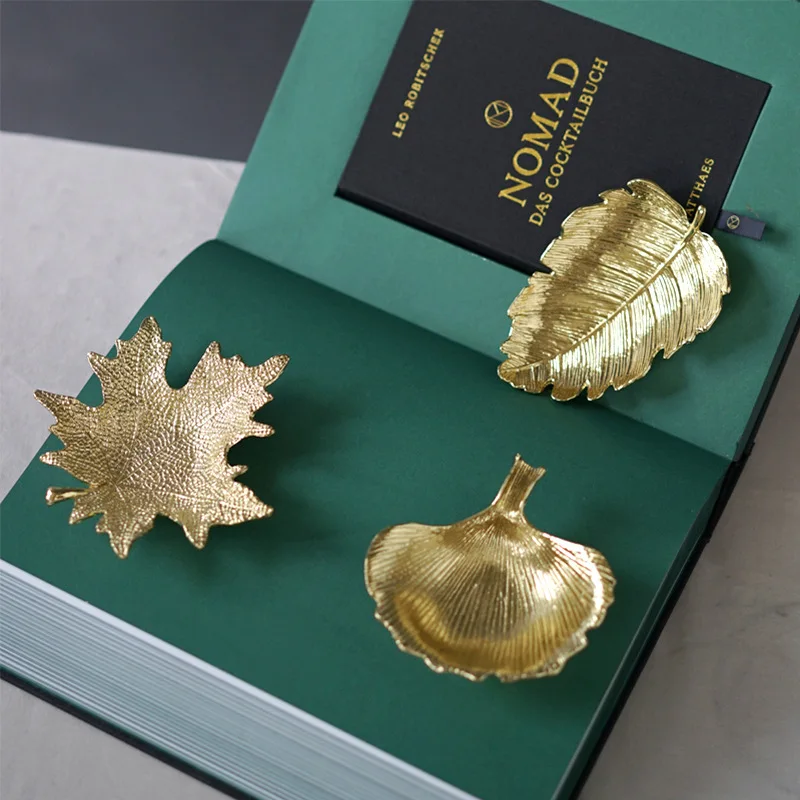 Metal Leaf Tray for Jewelry Storage, Light Luxury Porch Tray Decoration, Household Tool Accessories, Creative Leaf Storage, Salo
Metal Leaf Tray for Jewelry Storage, Light Luxury Porch Tray Decoration, Household Tool Accessories, Creative Leaf Storage, Salo