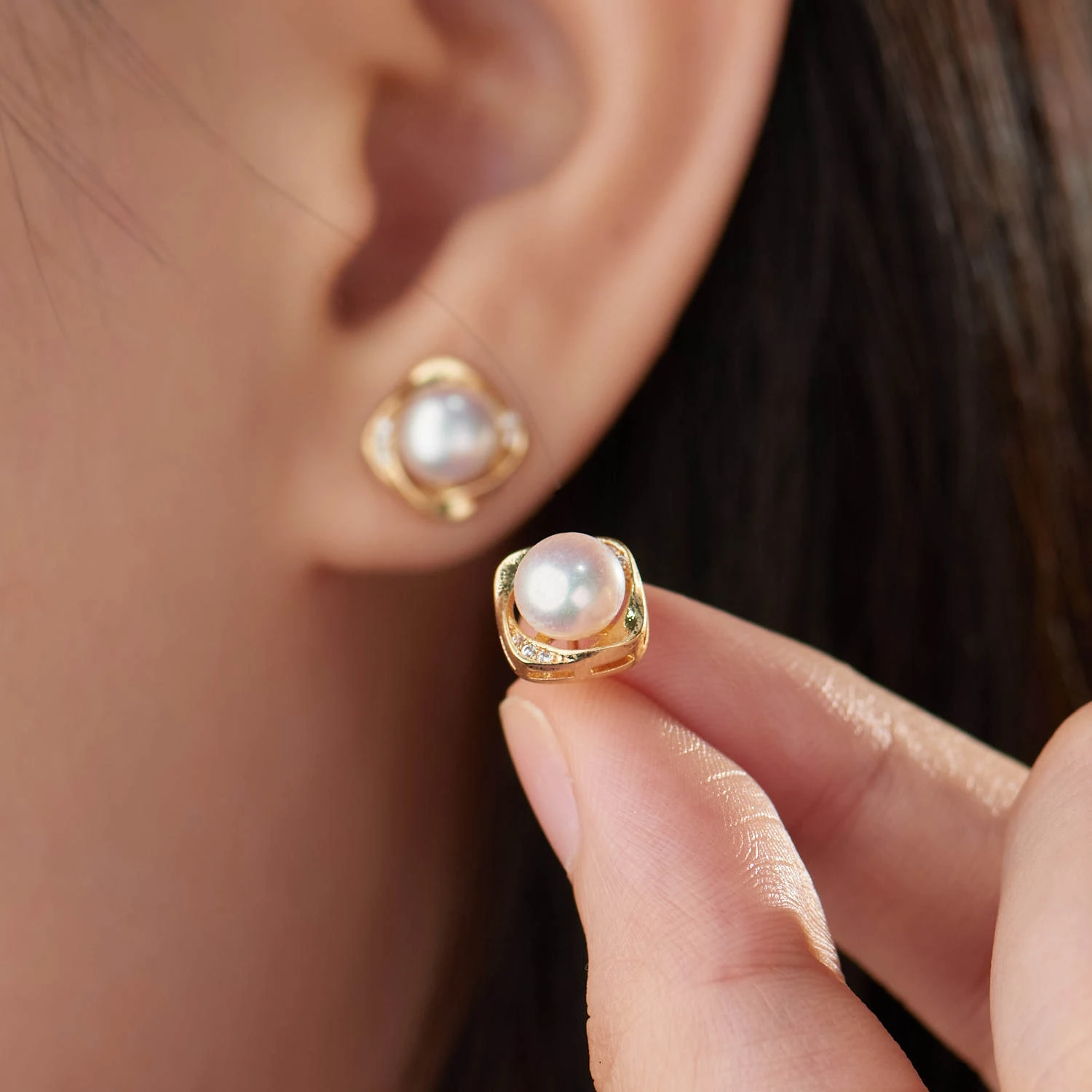 Ts 925 Sterling Silver Natural Freshwater Pearl Stud Earrings Aurora Pearl Ear Jewelry For Women 6-7mm Bun-shaped Pearls
Ts 925 Sterling Silver Natural Freshwater Pearl Stud Earrings Aurora Pearl Ear Jewelry For Women 6-7mm Bun-shaped Pearls