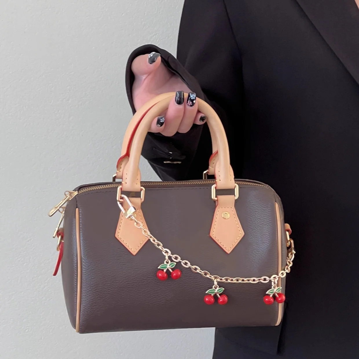 Bag Cherry Extender Chain For Brand Women Bag Durable Fashion Bag Shoulder Strap Chain Accessories
Bag Cherry Extender Chain For Brand Women Bag Durable Fashion Bag Shoulder Strap Chain Accessories