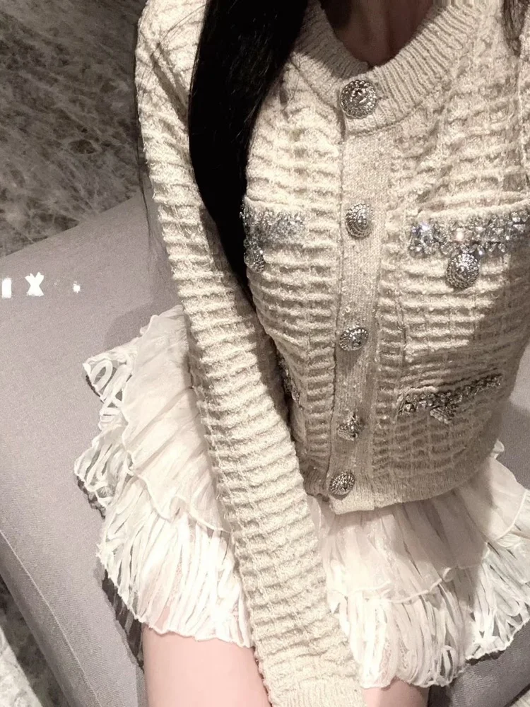 Thickened Long Sleeve Knitted Open Cardigan Women's Style Heavy Embellished Metal Buckle Slimming Spring New Arrival
Thickened Long Sleeve Knitted Open Cardigan Women's Style Heavy Embellished Metal Buckle Slimming Spring New Arrival