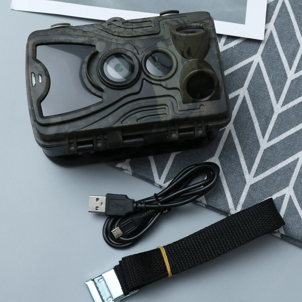 HC-801A Hunting Camera Trail Camera Night Version Wild Cameras 16MP IP65 Photo Trap 03s Trigger Wildlife Camera Green
HC-801A Hunting Camera Trail Camera Night Version Wild Cameras 16MP IP65 Photo Trap 03s Trigger Wildlife Camera Green