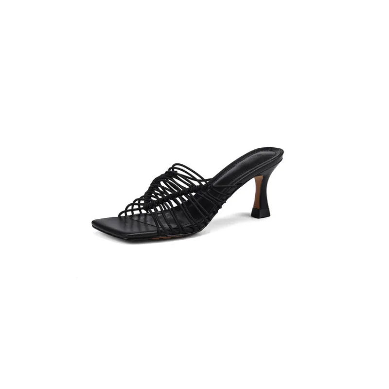 High Heel Cool Slippers Women's Shoes Square Head Large Size 40-43 Outer Wear Weaving Small Size 31 32 33 Lightweight 
High Heel Cool Slippers Women's Shoes Square Head Large Size 40-43 Outer Wear Weaving Small Size 31 32 33 Lightweight