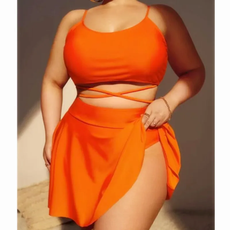 Plus Size Solid Color Swimsuit for Women, High Waist Skirt Style, Three-Piece Bikini Set
Plus Size Solid Color Swimsuit for Women, High Waist Skirt Style, Three-Piece Bikini Set