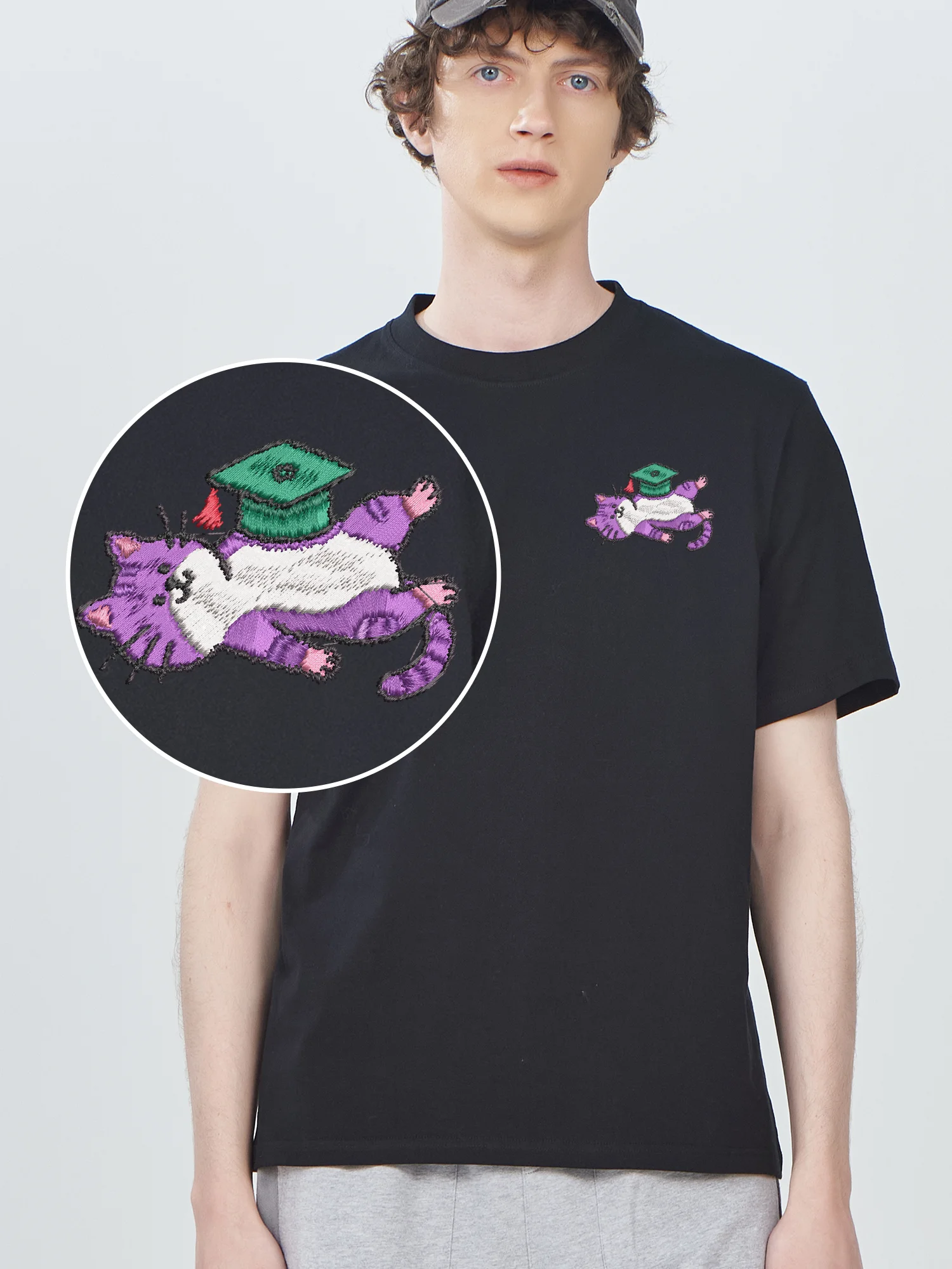 Cats Graduation Hat Unisex Crew Neck Embroidered T-Shirt Breathable Loose Casual Comfortable Embroidery Tshirts
Cats Graduation Hat Unisex Crew Neck Embroidered T-Shirt Breathable Loose Casual Comfortable Embroidery Tshirts