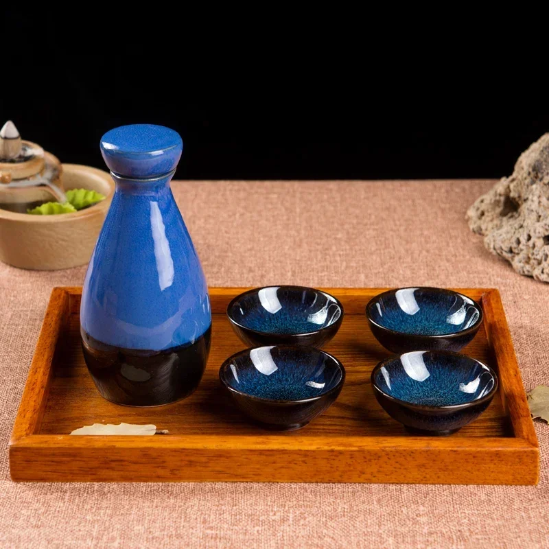 -Luxury Dining Sake Cup Portable Women Professional Gift Sake Bottle Japanese Wine Decanter Secret Coqueteleira Kitchen Utensils
-Luxury Dining Sake Cup Portable Women Professional Gift Sake Bottle Japanese Wine Decanter Secret Coqueteleira Kitchen Utensils