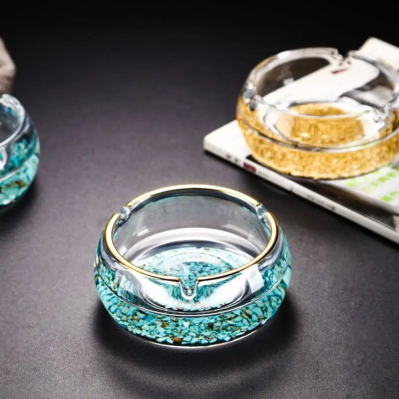 Хрустальная пепельница из золотой фольги, бирюзовый домашний светильник, роскошная высококачественная стеклянная пепельница для гостиной, офиса, журнальный столик, креативное украшение
Хрустальная пепельница из золотой фольги, бирюзовый домашний светильник, роскошная высококачественная стеклянная пепельница для гостиной, офиса, журнальный столик, креативное украшение