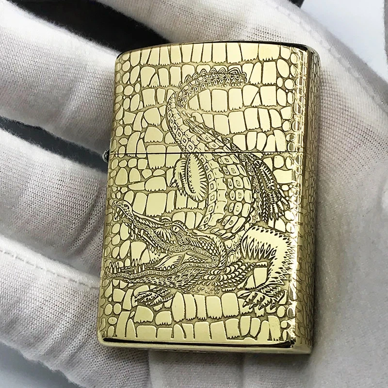 ZORRO brass crocodile finely carved retro windproof grinding wheel flip cover fine cigarette accessory, a great gift for men
ZORRO brass crocodile finely carved retro windproof grinding wheel flip cover fine cigarette accessory, a great gift for men