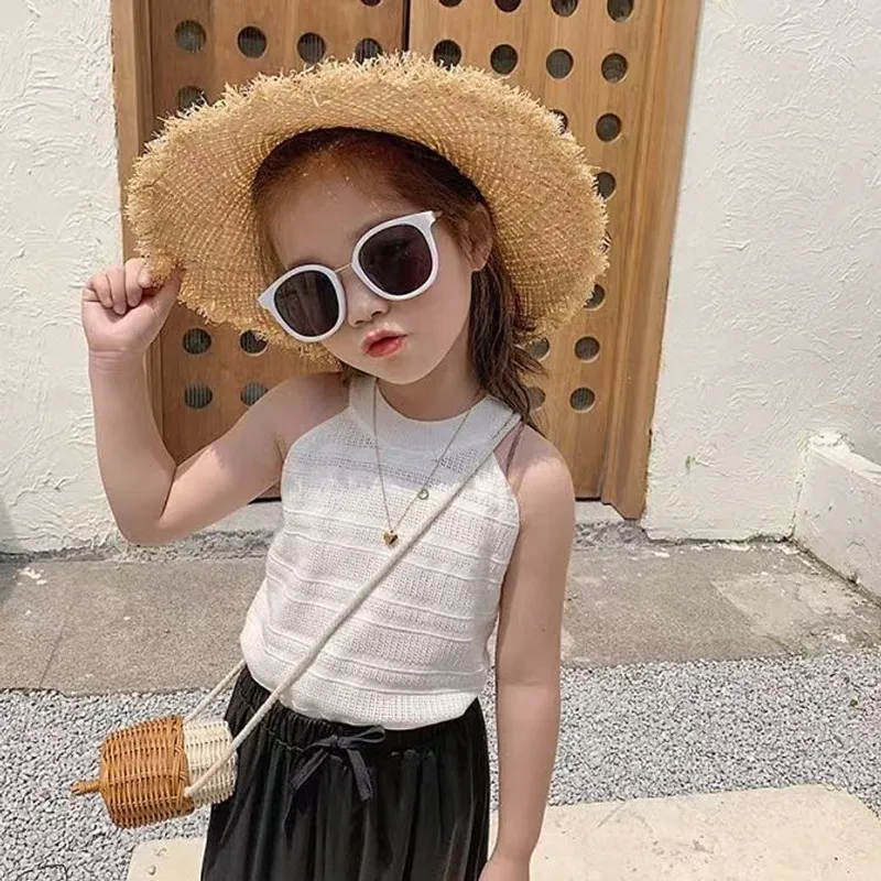 2025 New Summer Kids Sleeveless Tops Girls Pure Color Round Neck Tank Tops Thin Outwear Fashion 90-140cm
2025 New Summer Kids Sleeveless Tops Girls Pure Color Round Neck Tank Tops Thin Outwear Fashion 90-140cm