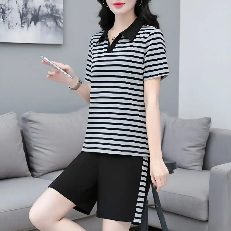 Women Korean Summer Cotton Striped Polo Top Side Stripe Shorts Two Piece Sports Casual Outfit
Women Korean Summer Cotton Striped Polo Top Side Stripe Shorts Two Piece Sports Casual Outfit