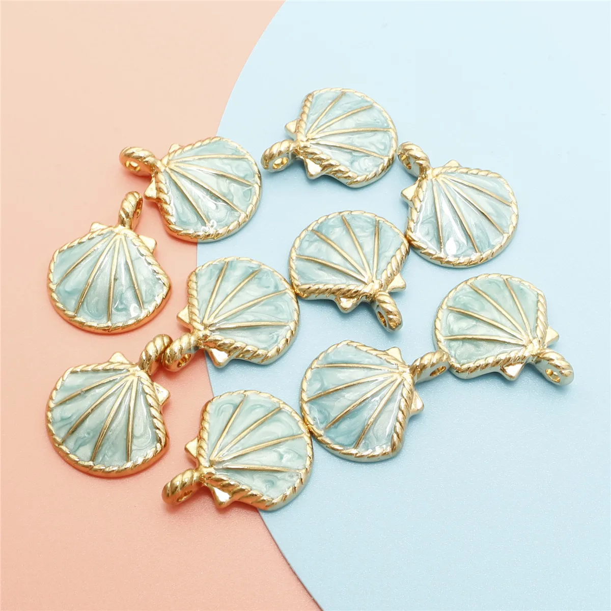 20 pcs Drip oil zinc alloy pearl shell fashion jewelry pendants DIY jewelry earrings keychain bracelet making charm
20 pcs Drip oil zinc alloy pearl shell fashion jewelry pendants DIY jewelry earrings keychain bracelet making charm