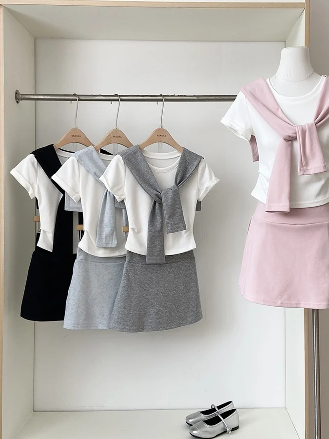 2025 Summer New Korean Style College Wind Short Sleeve Women's Pure Desire Spicy Girl Puffy Short Skirt Three Piece Set
2025 Summer New Korean Style College Wind Short Sleeve Women's Pure Desire Spicy Girl Puffy Short Skirt Three Piece Set