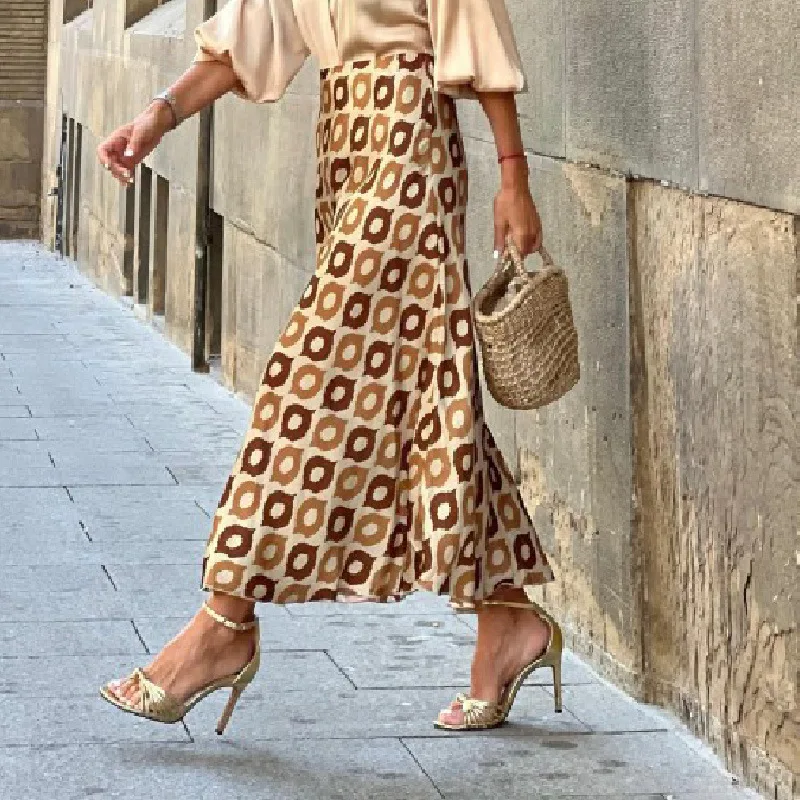 Women's Long Satin Skirt Midi Elegant High Waist Polka Dot 2023 Autumn Office A-line Vintage Silk Printed Skirt Female Skirt
Women's Long Satin Skirt Midi Elegant High Waist Polka Dot 2023 Autumn Office A-line Vintage Silk Printed Skirt Female Skirt