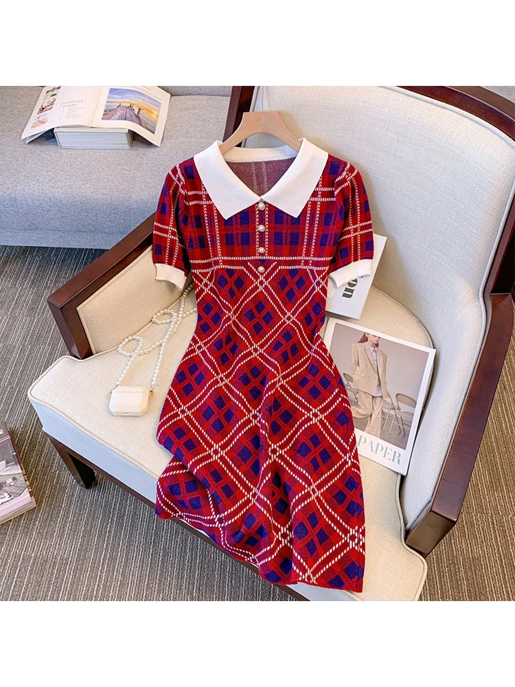 2023 Summer Vintage Short Sleeve Geometric Plaid Print Mini Dresses Women Elegant Classic Polo Collar A-Line Dress Lady Clothes
2023 Summer Vintage Short Sleeve Geometric Plaid Print Mini Dresses Women Elegant Classic Polo Collar A-Line Dress Lady Clothes