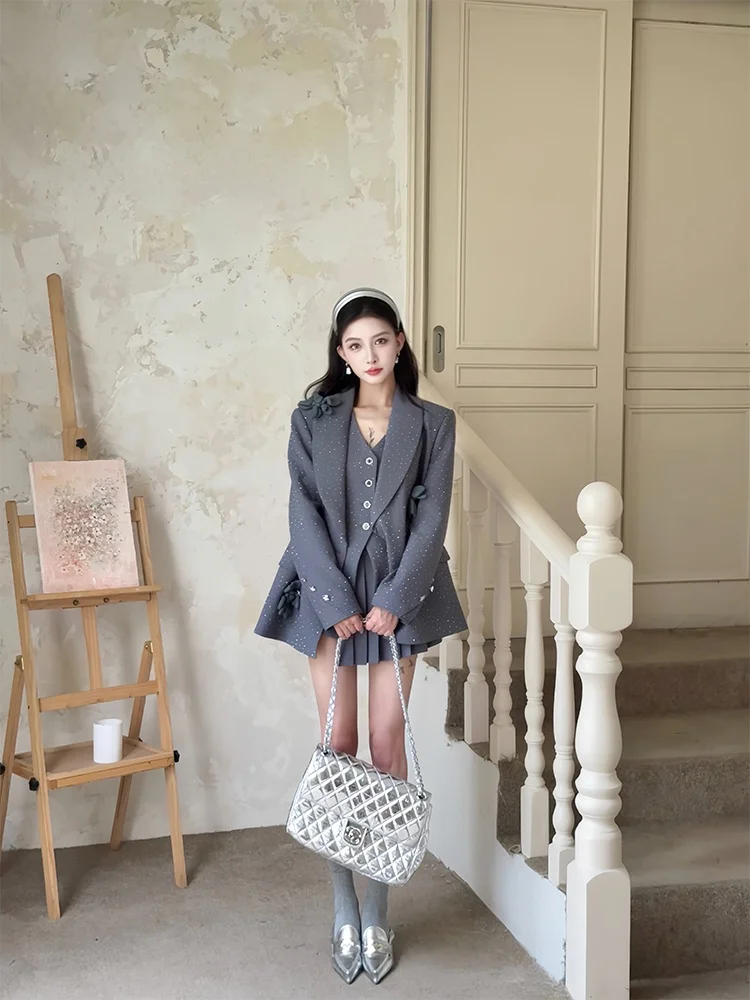 Костюм PITAO Original: жилет, юбка, брюки — комплект для женщин в стиле Heavy Industry Ele Lady Faion, премиальная одежда
Костюм PITAO Original: жилет, юбка, брюки — комплект для женщин в стиле Heavy Industry Ele Lady Faion, премиальная одежда