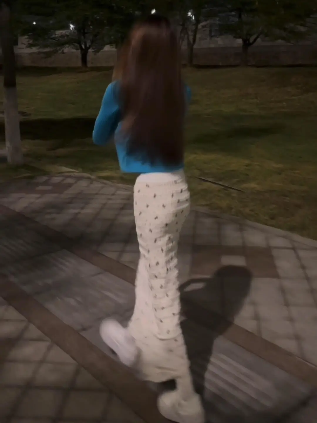 Юбка миди А-силуэта с высокой талией, цветочным принтом и бантом для женщин, весна-осень, повседневная, комфортная, длиной до колена
Юбка миди А-силуэта с высокой талией, цветочным принтом и бантом для женщин, весна-осень, повседневная, комфортная, длиной до колена