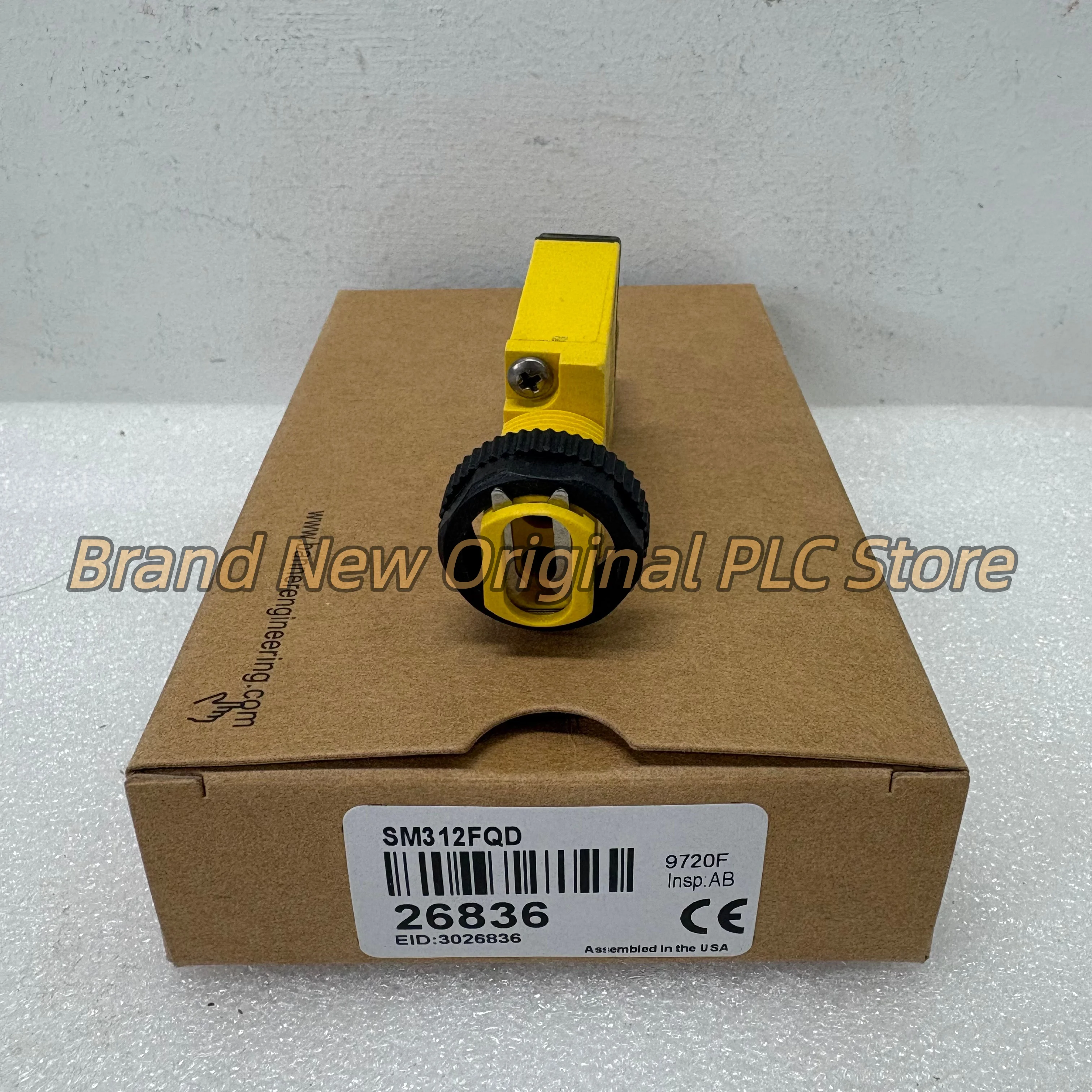 SM312FQD New original photoelectric sensor
SM312FQD New original photoelectric sensor