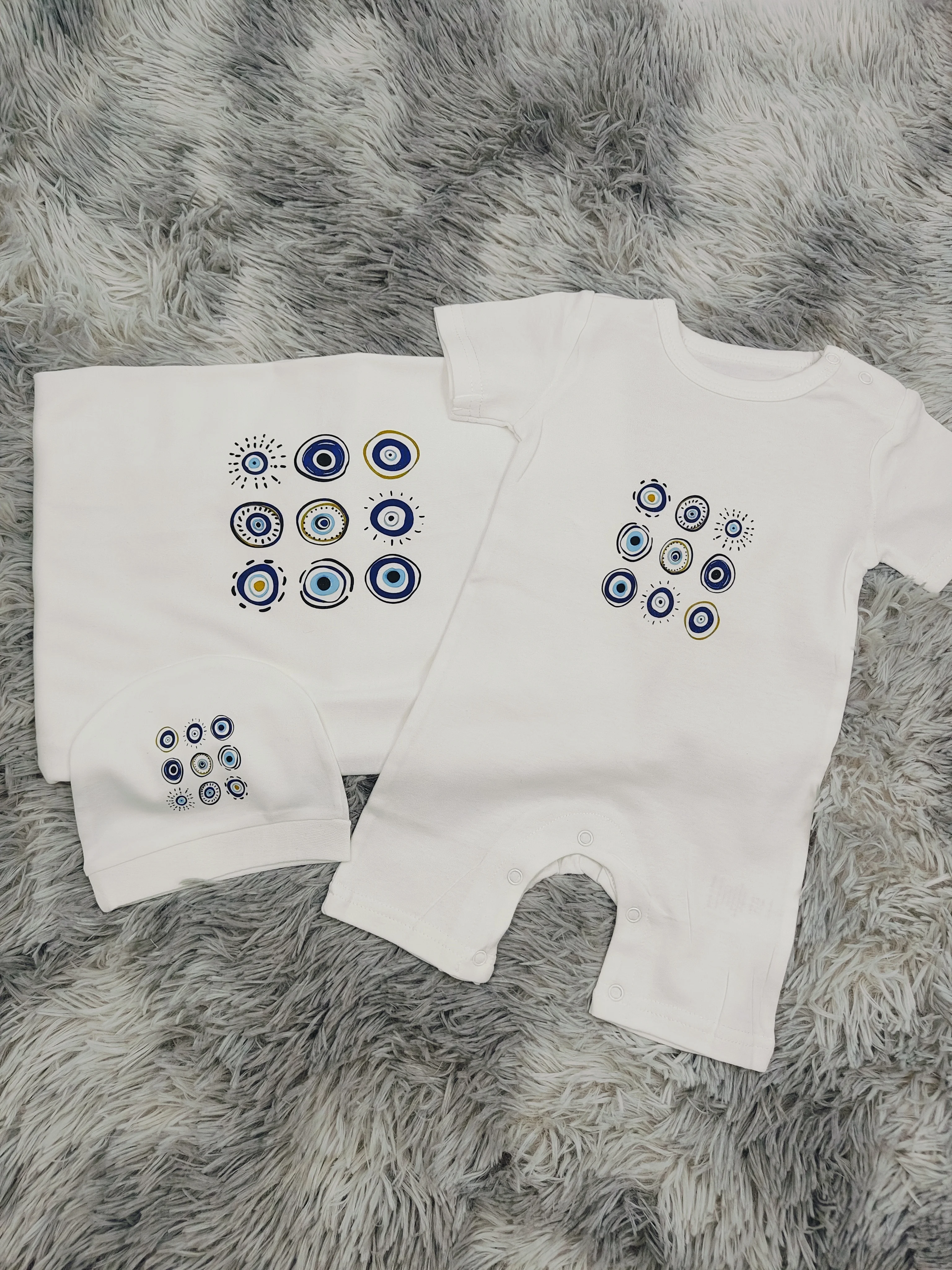 Baby Cute Fashion Romper Evil Eye Print Soft Breathable Cotton Short Sleeve Newborn 0-9M Daily Wear
Baby Cute Fashion Romper Evil Eye Print Soft Breathable Cotton Short Sleeve Newborn 0-9M Daily Wear