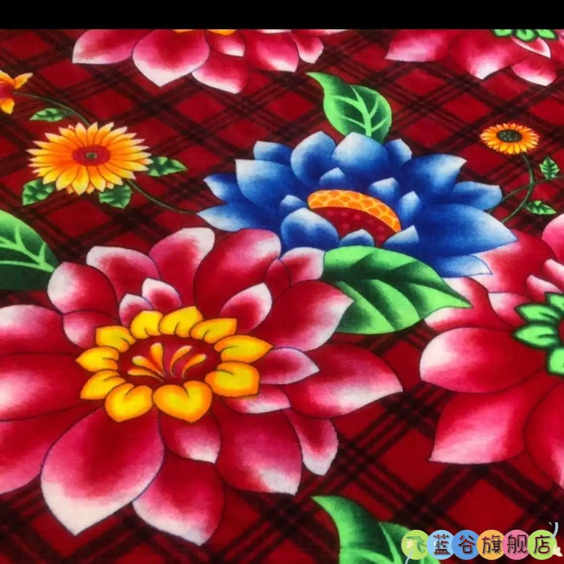 Комплект постельного белья из утолщенного золотистого бархата: классический теплый пододеяльник и наволочки с цветочным узором для дома и спальни
Комплект постельного белья из утолщенного золотистого бархата: классический теплый пододеяльник и наволочки с цветочным узором для дома и спальни