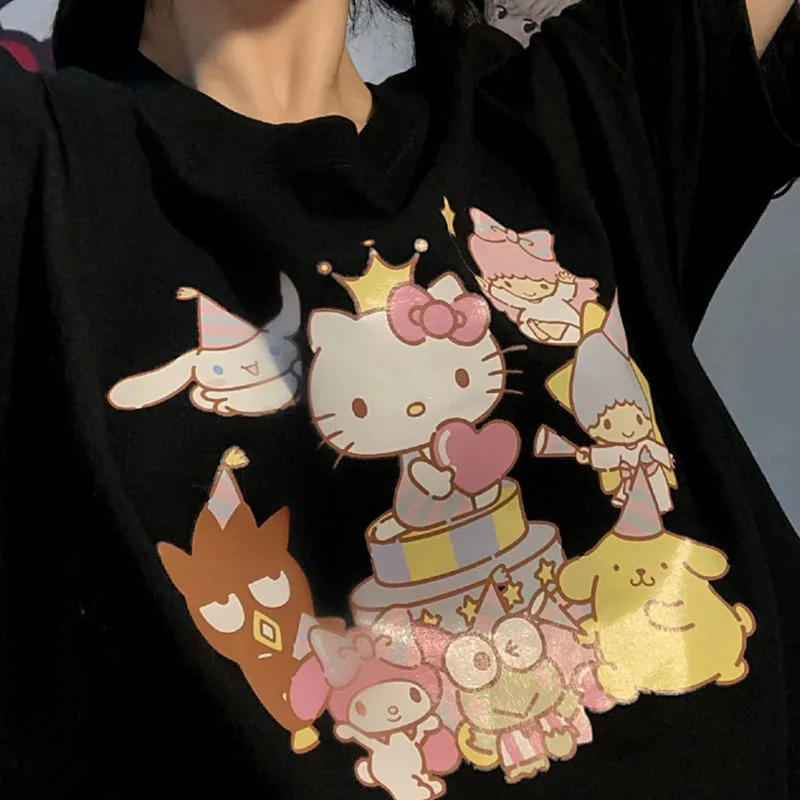 T-shirt Sanrio Hello Kitty sweet cute cartoon print design casual fashion simple style short-sleeved summer couple T-shirt lover
T-shirt Sanrio Hello Kitty sweet cute cartoon print design casual fashion simple style short-sleeved summer couple T-shirt lover