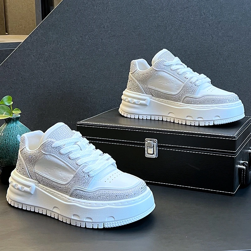 New Arrival Men Fashion Personalized Trendy Rhinestone Casual Shoes Spring Summer Autumn Luxury Designer Youth Trending Sneakers
New Arrival Men Fashion Personalized Trendy Rhinestone Casual Shoes Spring Summer Autumn Luxury Designer Youth Trending Sneakers