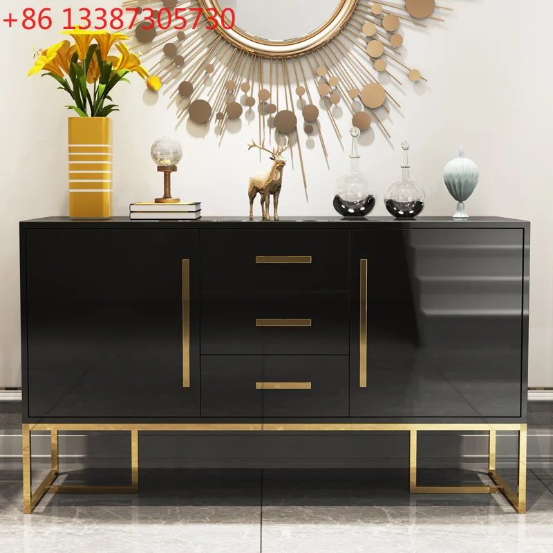 Новый постмодернистский простой легкий роскошный обеденный боковой шкаф из нержавеющей стали для столовой
Новый постмодернистский простой легкий роскошный обеденный боковой шкаф из нержавеющей стали для столовой