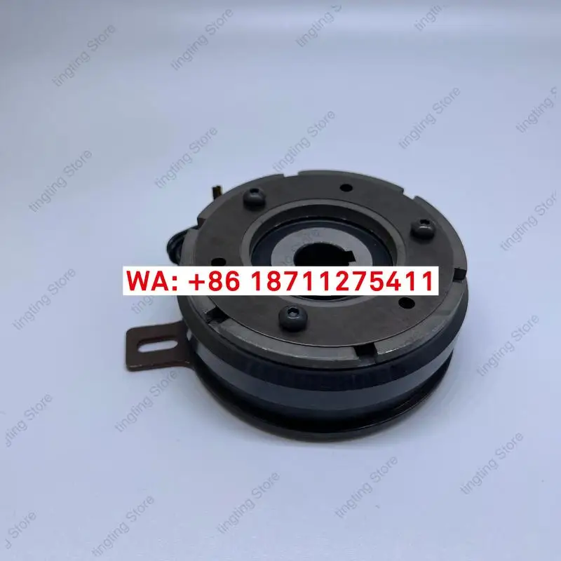 MCS-015 15N.m Electromagnetic Clutch with Bearing DC24V Inner Hole 15MM 15W
MCS-015 15N.m Electromagnetic Clutch with Bearing DC24V Inner Hole 15MM 15W