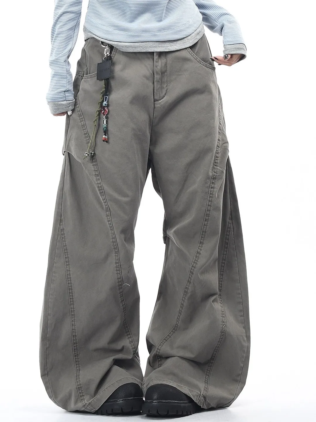 Retro Waed Wide Leg Knife Men's Jeans Harlan Straight Floor-Length Micro Flared Casual Comfortable Breathable Denim
Retro Waed Wide Leg Knife Men's Jeans Harlan Straight Floor-Length Micro Flared Casual Comfortable Breathable Denim