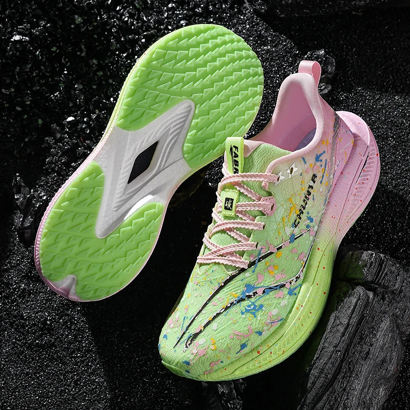 Hot Selling Autumn Low Cut Mens and Womens Sports Shoes Breathable Marathon Running Shoes Anti Slip Lightweight Walking Shoes
Hot Selling Autumn Low Cut Mens and Womens Sports Shoes Breathable Marathon Running Shoes Anti Slip Lightweight Walking Shoes