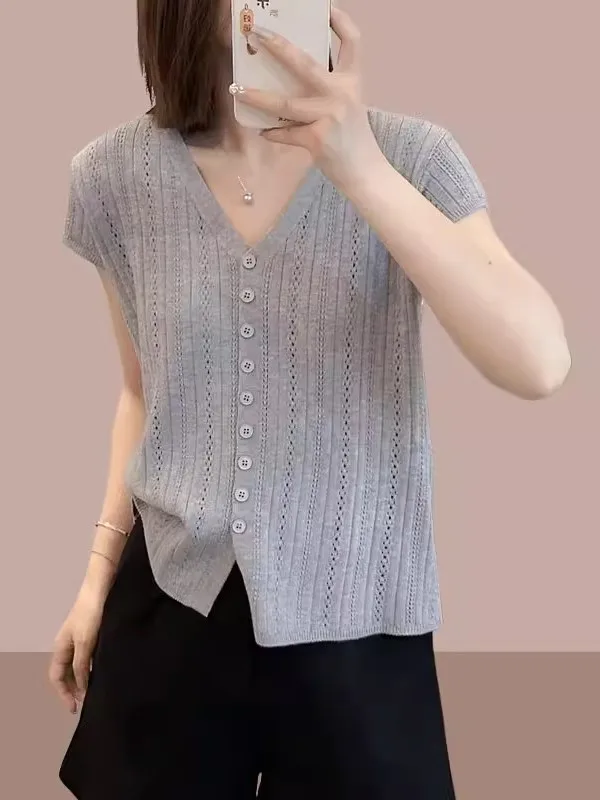 Women's V-Neck Open Cardigan Short Sleeve Knitted Sweater Summer 2026 New Retro Design Hollow out Knitwear Soft Comfortable
Women's V-Neck Open Cardigan Short Sleeve Knitted Sweater Summer 2026 New Retro Design Hollow out Knitwear Soft Comfortable