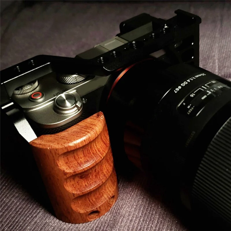 BFYLW Camera Cage for Sony A7C Camera with Wooden Handle Protection Frame Housing Cage Handle with Cold Shoe
BFYLW Camera Cage for Sony A7C Camera with Wooden Handle Protection Frame Housing Cage Handle with Cold Shoe