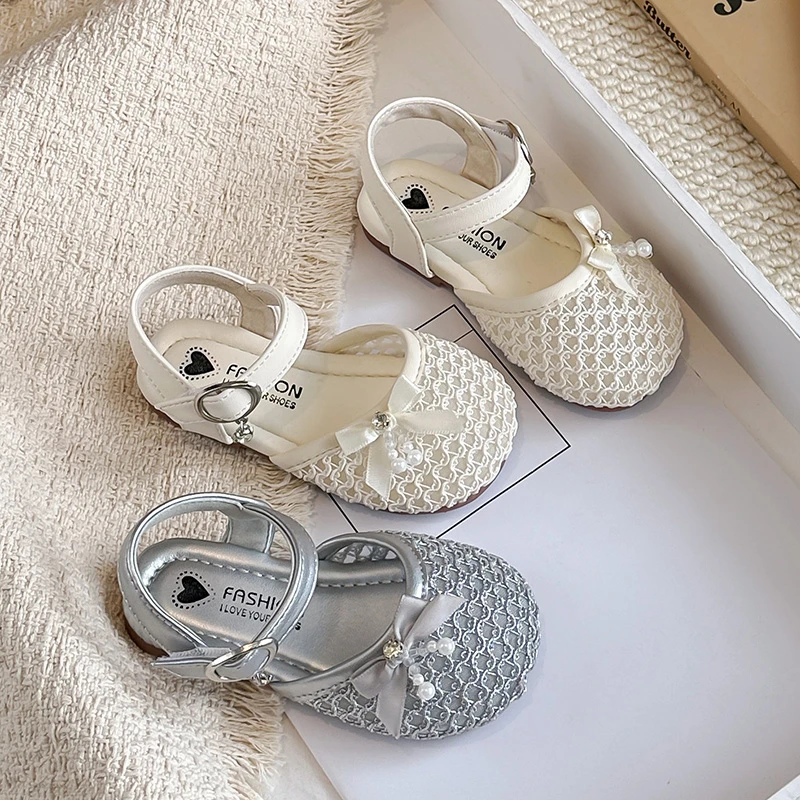 Girls Half Sandals Mesh Breathable Kids Princess Casual Shoes Korean Style Soft 2026 Summer New Children Sweet Sandals Non-slip
Girls Half Sandals Mesh Breathable Kids Princess Casual Shoes Korean Style Soft 2026 Summer New Children Sweet Sandals Non-slip