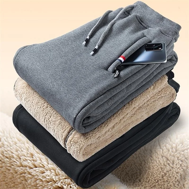 Thickened Fleece Lined Men's Sweatpants Loose Fit Casual Sporty Trousers Autumn Winter Style Youthful Pure Color Long Pants
Thickened Fleece Lined Men's Sweatpants Loose Fit Casual Sporty Trousers Autumn Winter Style Youthful Pure Color Long Pants
