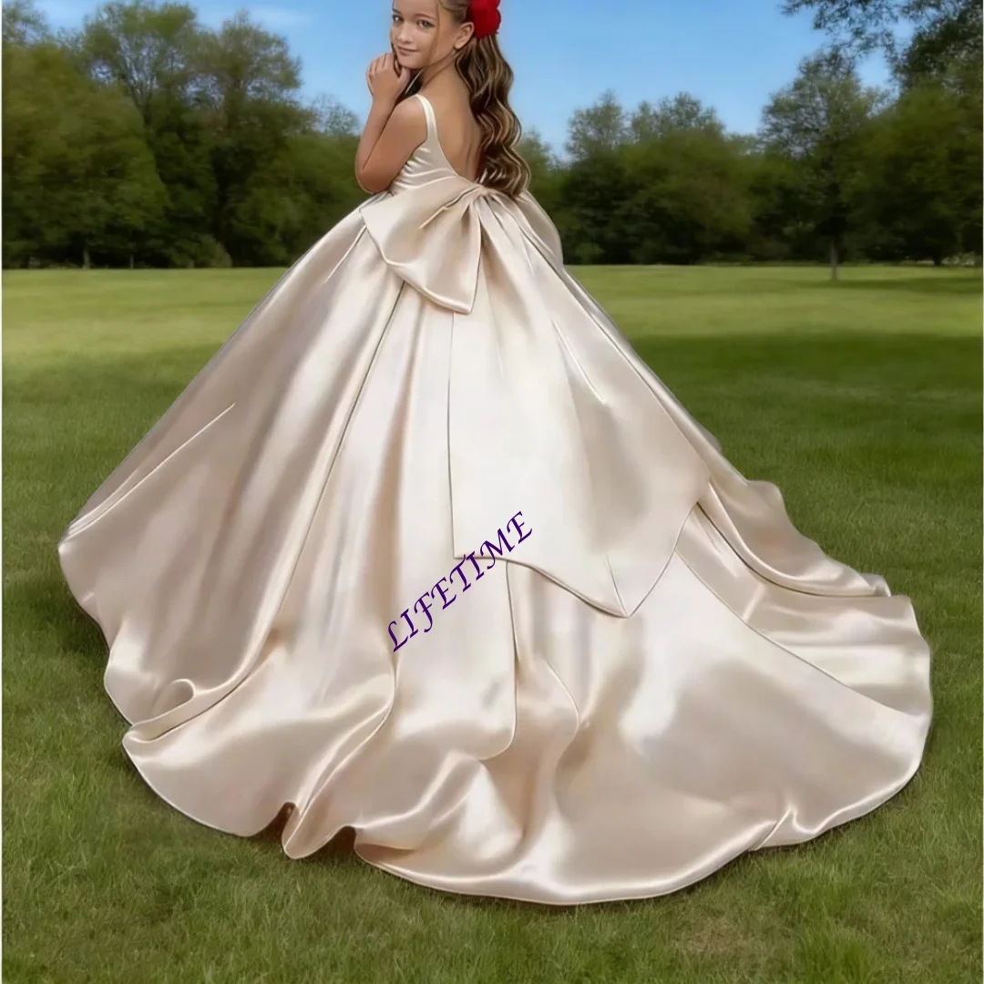 CustomizedSatin Wedding Flower Girl Dress Backless Strap Communion Birthday Dress Bow Ruffle Party Dress
CustomizedSatin Wedding Flower Girl Dress Backless Strap Communion Birthday Dress Bow Ruffle Party Dress