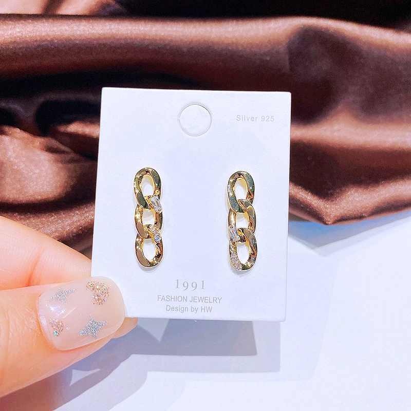 MIGGA Designer Cubic Zircon Paved Linked Chain Long Stud Earrings for Women Gold Color Jewelry
MIGGA Designer Cubic Zircon Paved Linked Chain Long Stud Earrings for Women Gold Color Jewelry