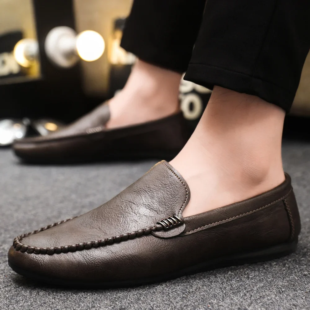 Loafers Men's Casual Fashion PU Leather Moccasins Slip-On Driving Shoes Male Flats Comfort Work Footwear Black Size 39-46
Loafers Men's Casual Fashion PU Leather Moccasins Slip-On Driving Shoes Male Flats Comfort Work Footwear Black Size 39-46