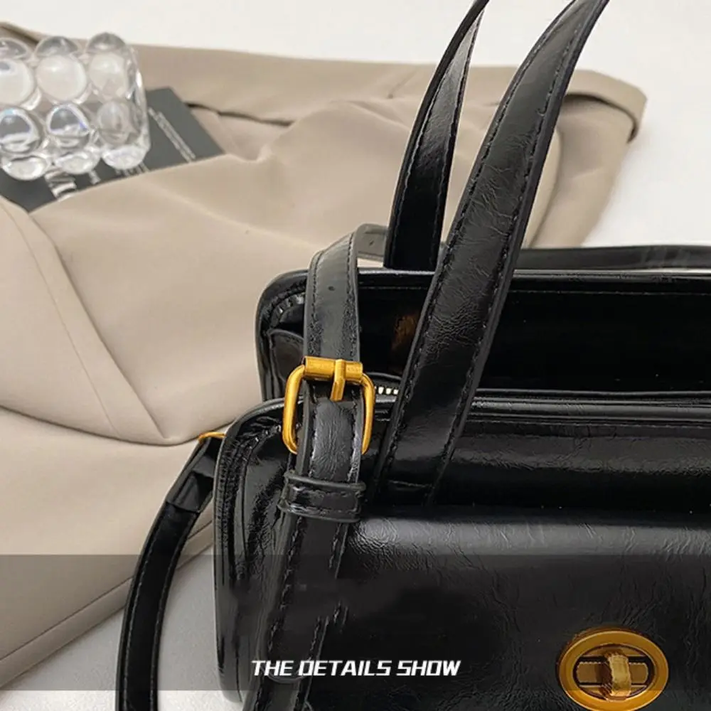 Korean Style PU Bowling Bag Solid Color Minority Design Pocket Boston Tote Bag French Style Handbag Underarm Bag Travel
Korean Style PU Bowling Bag Solid Color Minority Design Pocket Boston Tote Bag French Style Handbag Underarm Bag Travel