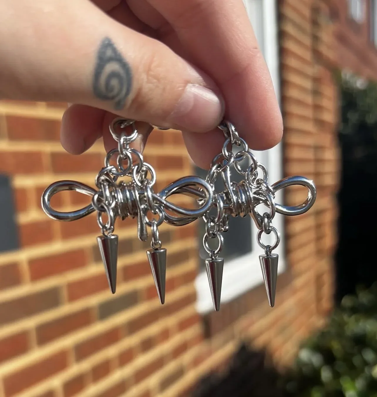 Punk Rivet Earrings for Women Korean Fashion Geometric Earrings Charms Goth Grunge Earrings Accessories Hip-hop Fashion Jewelry
Punk Rivet Earrings for Women Korean Fashion Geometric Earrings Charms Goth Grunge Earrings Accessories Hip-hop Fashion Jewelry