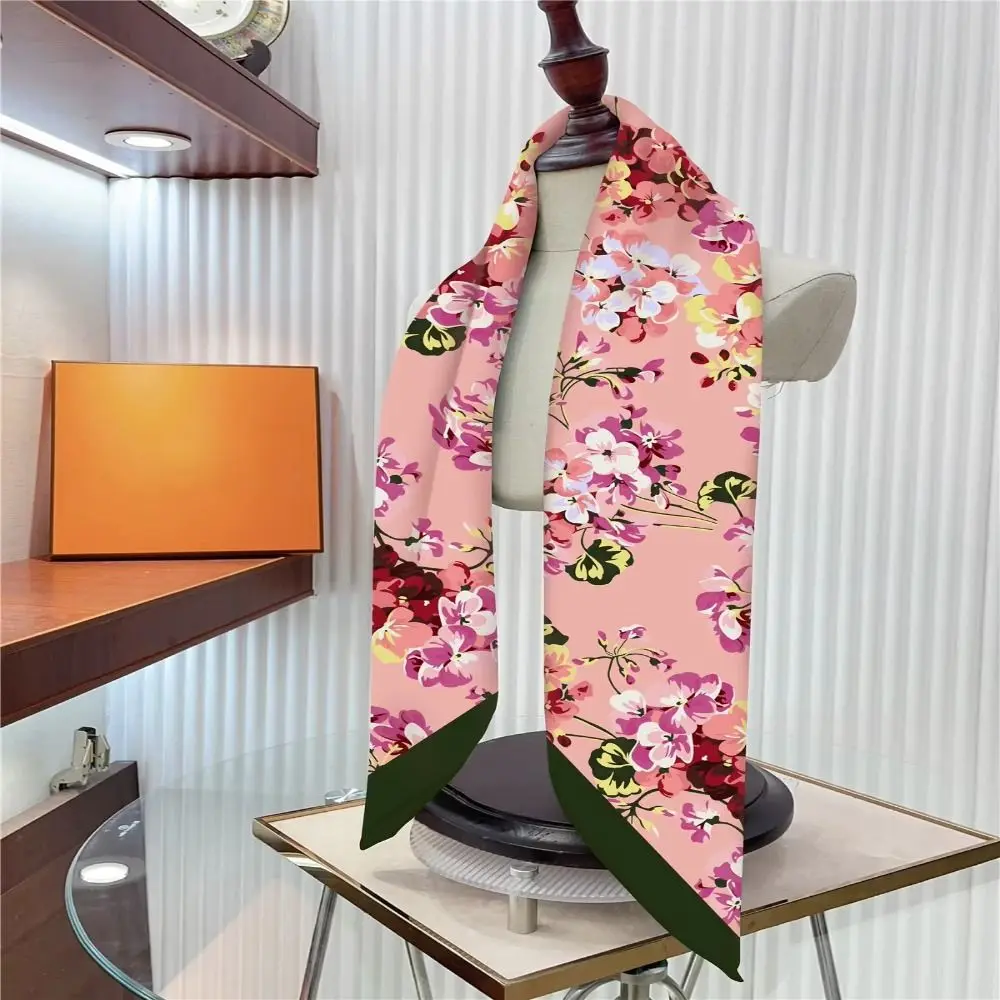 Fashion 90CM Twill Silk Scarf Wrinkle-Resistant Lightweight Flower Print Scarf Breathable Neckerchief Women Girl
Fashion 90CM Twill Silk Scarf Wrinkle-Resistant Lightweight Flower Print Scarf Breathable Neckerchief Women Girl