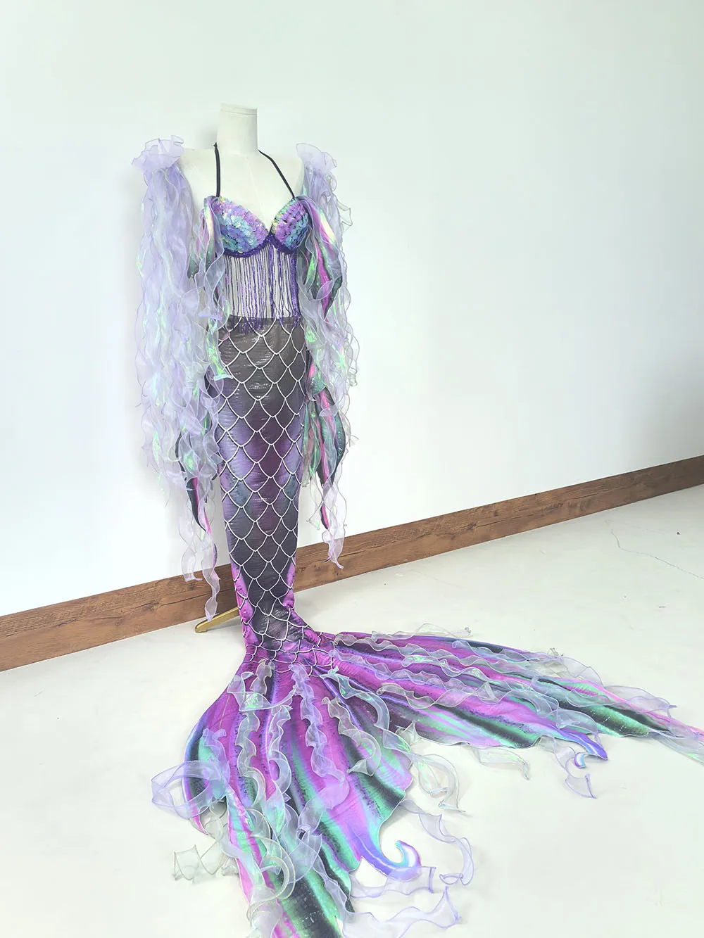 Super Light Water Ripple Gold Stamping Mermaid Tail Floating Yarn Mermaid Tail Flippers Mahina Swimming Diving Tail Clothing
Super Light Water Ripple Gold Stamping Mermaid Tail Floating Yarn Mermaid Tail Flippers Mahina Swimming Diving Tail Clothing