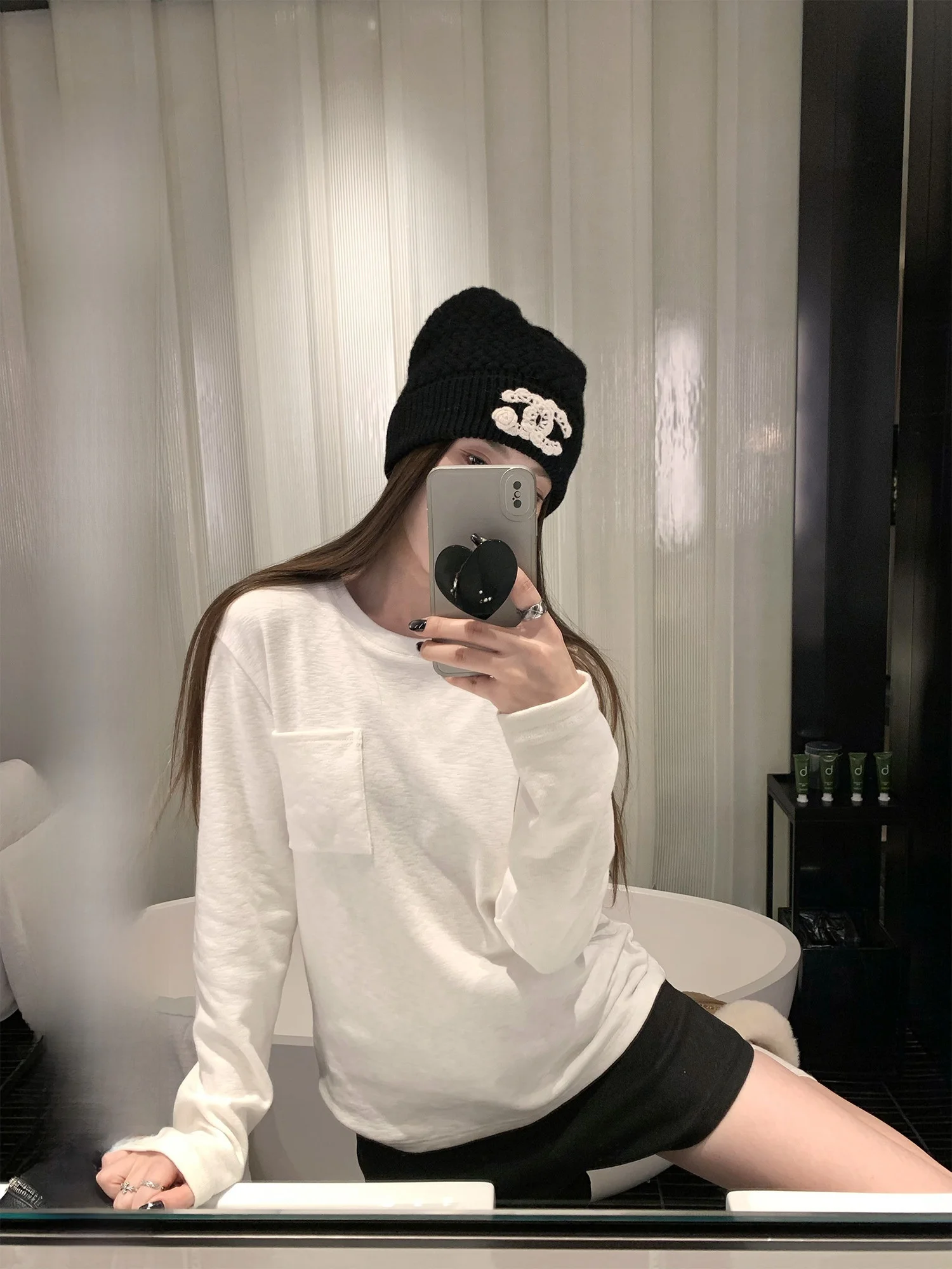 Hhi Lazy Sunday White round Ne Brued Long Sve T-irt Women's Winter Casual Loose Fit Inner Wear Outer Wear Slimming...
Hhi Lazy Sunday White round Ne Brued Long Sve T-irt Women's Winter Casual Loose Fit Inner Wear Outer Wear Slimming...