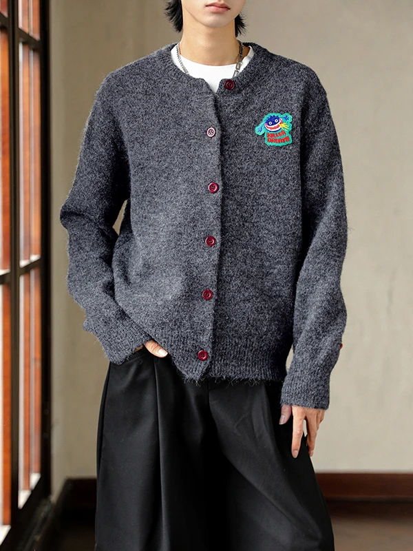 Cartoon Embroidered Knitted Cardigan Men's Autumn Winter Faion Brand Ins Retro round Ne Open Cardigan American Lazy Sle...
Cartoon Embroidered Knitted Cardigan Men's Autumn Winter Faion Brand Ins Retro round Ne Open Cardigan American Lazy Sle...
