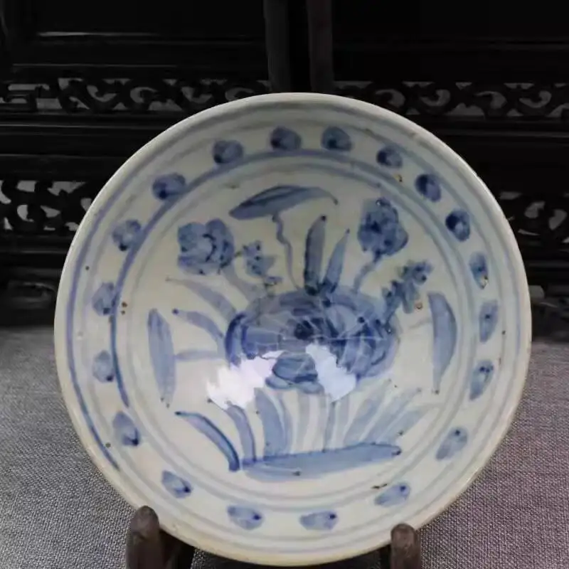 Chinese Yuan Blue And White Porcelain Bowl With Lotus Pattern 6.89Inch
Chinese Yuan Blue And White Porcelain Bowl With Lotus Pattern 6.89Inch
