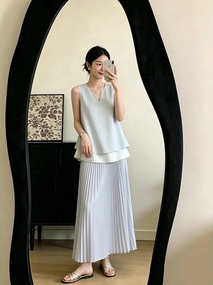 Gentle Wind High Waist A-Line Midi Skirt Women's 2026 New Summer Design Sense Full Skirt Pleated Slimming Skirt
Gentle Wind High Waist A-Line Midi Skirt Women's 2026 New Summer Design Sense Full Skirt Pleated Slimming Skirt