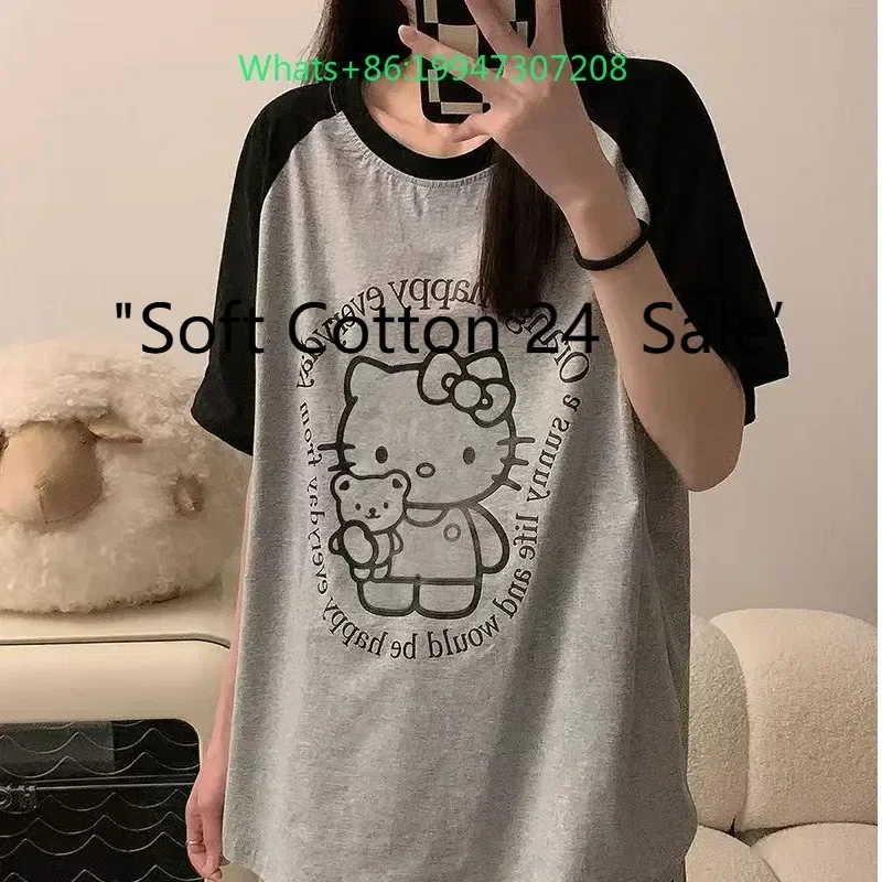 Summer new gray round neck cartoon Hello Kitty pajamas women's short-sleeved shorts can be worn out of loungewear two-piece set
Summer new gray round neck cartoon Hello Kitty pajamas women's short-sleeved shorts can be worn out of loungewear two-piece set