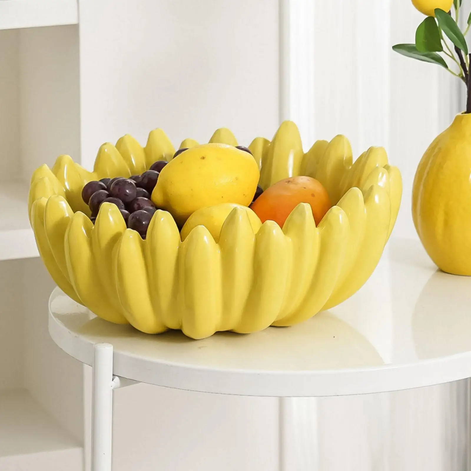 Ceramic Fruit Bowl Modern Dessert Banana Shaped Bowl Fruit Ceramic Plate Salad Bowl for Office Desks Kitchen Hotel Dining Table
Ceramic Fruit Bowl Modern Dessert Banana Shaped Bowl Fruit Ceramic Plate Salad Bowl for Office Desks Kitchen Hotel Dining Table